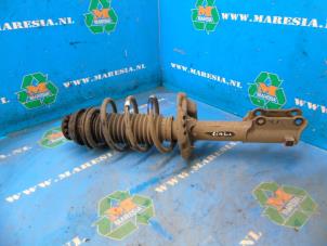 Gebruikte Mac Phersonpoot links-voor Kia Rio IV (YB) 1.2 MPI 16V Prijs € 78,75 Margeregeling aangeboden door Maresia Auto Recycling B.V.