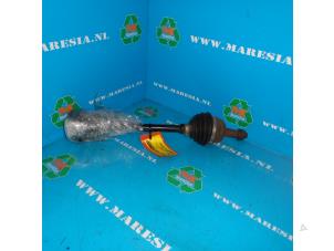 Gebruikte Homokineetas links-voor Seat Cordoba Vario Facelift (6K5) 1.9 SDi Stella Prijs € 26,25 Margeregeling aangeboden door Maresia Auto Recycling B.V.