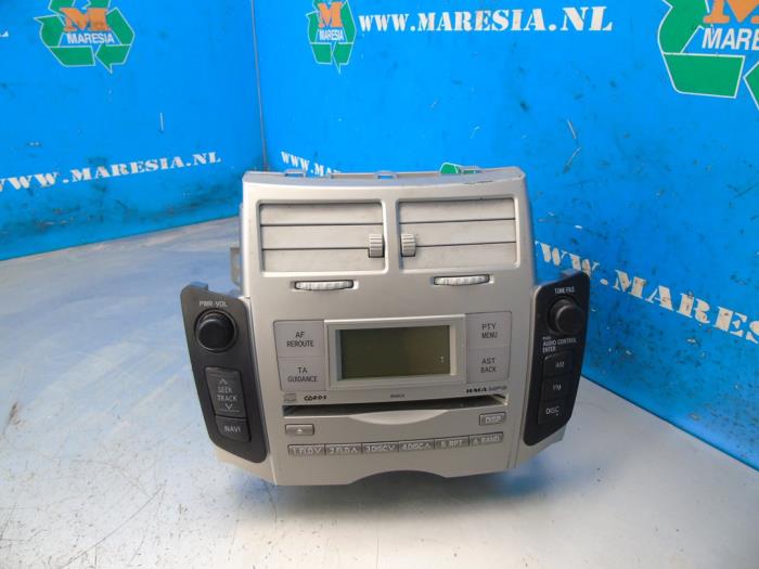 Radio CD player Toyota Yaris