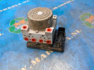 Gebruikte ABS Pomp Peugeot 2008 (CU) 1.2 12V e-THP PureTech 130 Prijs € 262,50 Margeregeling aangeboden door Maresia Auto Recycling B.V.