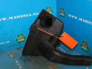 Gebruikte Luchtfilterhuis Volkswagen Polo IV (9N1/2/3) 1.4 TDI 70 Prijs € 47,25 Margeregeling aangeboden door Maresia Auto Recycling B.V.