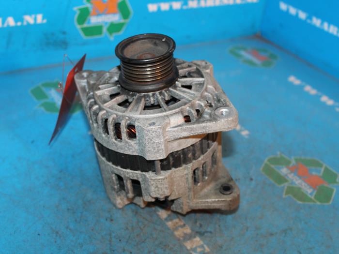 Gebruikte Dynamo Chevrolet Nubira (J200) 1.6 16V Prijs € 21,00 Margeregeling aangeboden door Maresia Auto Recycling B.V.