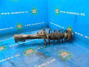 Gebruikte Mac Phersonpoot links-voor Mercedes A (W169) 2.0 A-160 CDI 16V Prijs € 52,50 Margeregeling aangeboden door Maresia Auto Recycling B.V.