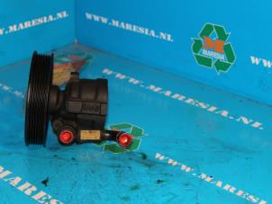 Gebruikte Servopomp Opel Omega B (25/26/27) 2.0i 16V Prijs € 21,00 Margeregeling aangeboden door Maresia Auto Recycling B.V.