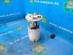 Gebruikte Tank element Pomp Renault Trafic (1FL/2FL/3FL/4FL) 1.6 dCi 95 Prijs € 99,75 Margeregeling aangeboden door Maresia Auto Recycling B.V.