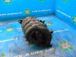 Gebruikte Inlaatspruitstuk Daihatsu Terios (J2) 1.5 16V DVVT 4x2 Euro 4 Prijs € 99,75 Margeregeling aangeboden door Maresia Auto Recycling B.V.