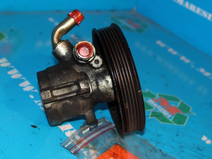 Gebruikte Servopomp Ford Escort 6 (AAL/ABL) 1.4 CLi Prijs € 21,00 Margeregeling aangeboden door Maresia Auto Recycling B.V.