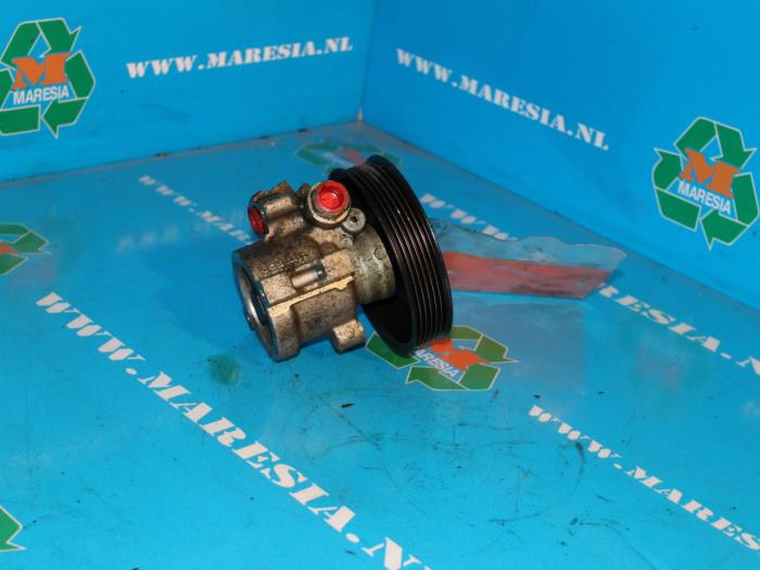 Gebruikte Servopomp Chevrolet Nubira (J200) 1.6 16V Prijs € 21,00 Margeregeling aangeboden door Maresia Auto Recycling B.V.