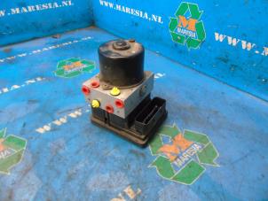 Gebruikte ABS Pomp Opel Zafira (M75) 2.2 16V Direct Ecotec Prijs € 26,25 Margeregeling aangeboden door Maresia Auto Recycling B.V.