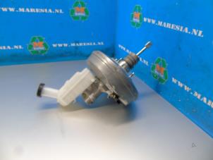 Gebruikte Rembekrachtiger Dacia Sandero III 1.0 TCe 90 12V Prijs € 105,00 Margeregeling aangeboden door Maresia Auto Recycling B.V.