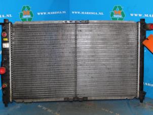 Gebruikte Radiateur Chevrolet Nubira (J200) 1.6 16V Prijs € 47,25 Margeregeling aangeboden door Maresia Auto Recycling B.V.