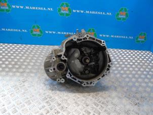 Gebruikte Versnellingsbak Opel Mokka/Mokka X 1.6 CDTI 16V 4x2 Prijs € 735,00 Margeregeling aangeboden door Maresia Auto Recycling B.V.