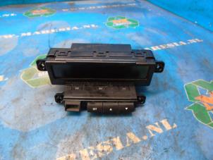 Gebruikte Display Interieur Kia Cee'd (EDB5) Prijs € 31,50 Margeregeling aangeboden door Maresia Auto Recycling B.V.