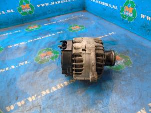 Gebruikte Dynamo Opel Astra J Sports Tourer (PD8/PE8/PF8) 2.0 CDTI 16V 165 Prijs € 31,50 Margeregeling aangeboden door Maresia Auto Recycling B.V.