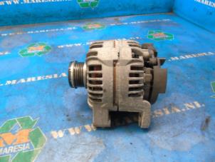 Gebruikte Dynamo Opel Corsa D 1.4 16V Twinport Prijs € 21,00 Margeregeling aangeboden door Maresia Auto Recycling B.V.