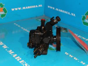 Gebruikte Servopomp Toyota Camry (SXV/VCV10) 2.2i 16V Prijs € 52,50 Margeregeling aangeboden door Maresia Auto Recycling B.V.