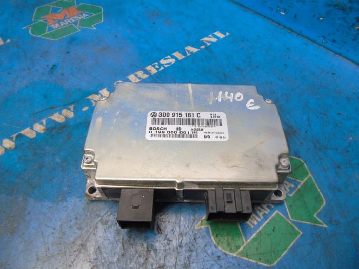 Battery control module Volkswagen Phaeton