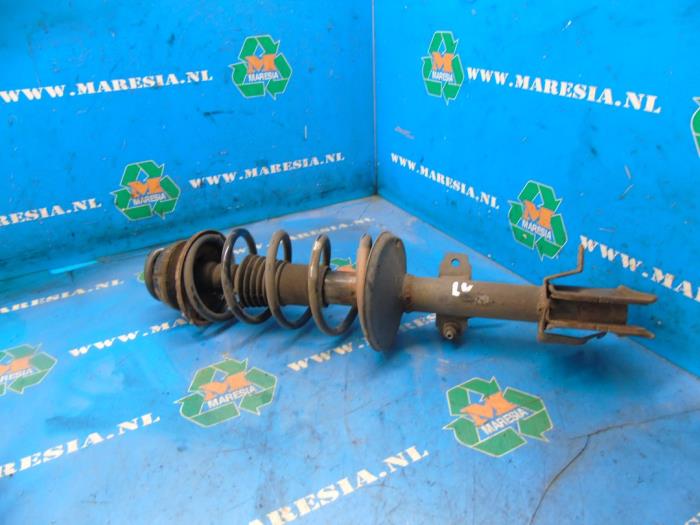 Front shock absorber rod, left Dacia Duster