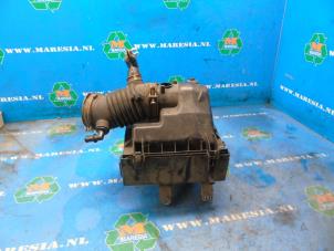 Gebruikte Luchtfilterhuis Lexus RX (L2) 450h V6 24V VVT-i 4x4 Prijs € 105,00 Margeregeling aangeboden door Maresia Auto Recycling B.V.