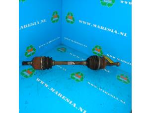 Gebruikte Steekas links-voor Hyundai Tucson (JM) 2.0 CRDi 16V 4x4 Prijs € 73,50 Margeregeling aangeboden door Maresia Auto Recycling B.V.