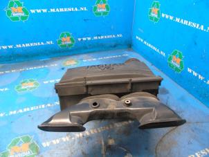 Gebruikte Luchtfilterhuis Jaguar X-type 2.1 V6 24V Prijs € 31,50 Margeregeling aangeboden door Maresia Auto Recycling B.V.