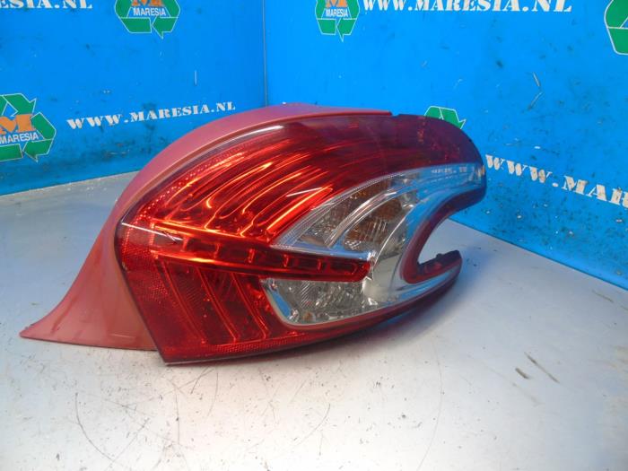 Taillight, right Peugeot 208