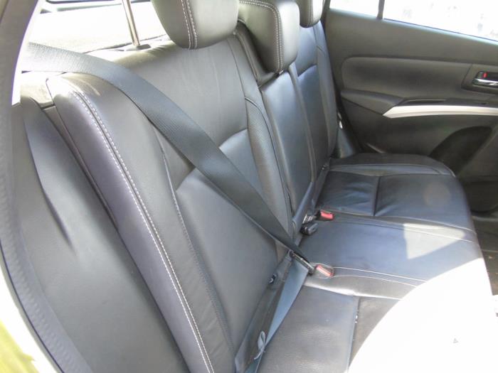 Rear seatbelt, right Suzuki SX-4