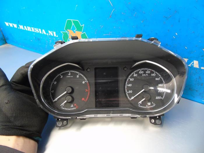 Instrument panel Toyota Yaris