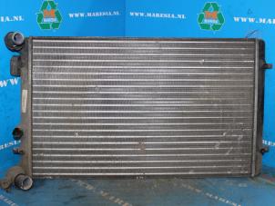 Gebruikte Radiateur Seat Leon (1M1) 1.6 Prijs € 42,00 Margeregeling aangeboden door Maresia Auto Recycling B.V.