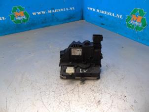 Gebruikte Portierslot Mechaniek 4Deurs links-voor Opel Corsa E 1.3 CDTi 16V ecoFLEX Prijs € 52,50 Margeregeling aangeboden door Maresia Auto Recycling B.V.