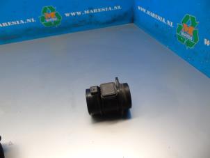 Gebruikte Luchtmassameter Dacia Logan MCV II/Sandero Wagon (7S) 1.5 dCi 90 Prijs € 47,25 Margeregeling aangeboden door Maresia Auto Recycling B.V.