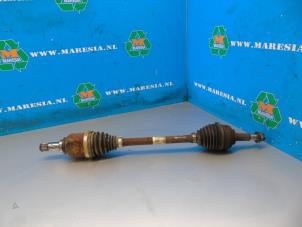 Gebruikte Cardanas links-voor (VWA) Dacia Logan MCV II/Sandero Wagon (7S) 1.5 dCi 90 Prijs € 36,75 Margeregeling aangeboden door Maresia Auto Recycling B.V.