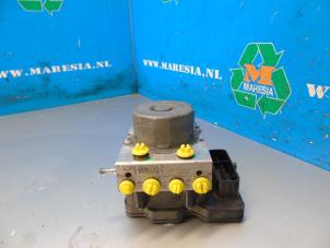 Gebruikte ABS Pomp Dacia Logan MCV II/Sandero Wagon (7S) 1.5 dCi 90 Prijs € 147,00 Margeregeling aangeboden door Maresia Auto Recycling B.V.