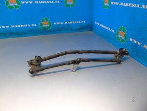 Gebruikte Ruitenwis Mechaniek Hyundai i30 (FD) 1.4 CVVT 16V Prijs € 42,00 Margeregeling aangeboden door Maresia Auto Recycling B.V.