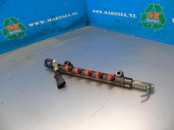 Fuel injector nozzle Opel Meriva