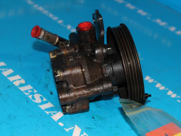 Gebruikte Servopomp Nissan Sunny (N14) 1.4i 16V Prijs € 21,00 Margeregeling aangeboden door Maresia Auto Recycling B.V.