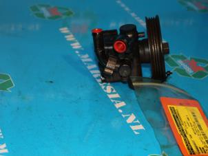 Gebruikte Stuurpomp Nissan Maxima QX (A32) 3.0 V6 24V Prijs € 31,50 Margeregeling aangeboden door Maresia Auto Recycling B.V.