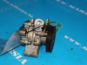 Gebruikte Pomp Servo Daihatsu Sirion/Storia (M1) 1.0 12V Prijs € 21,00 Margeregeling aangeboden door Maresia Auto Recycling B.V.