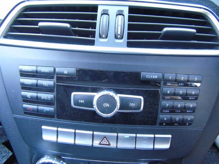 Radio CD player Mercedes C-Klasse