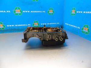 Gebruikte Carterpan Citroen C4 Cactus (0B/0P) 1.2 PureTech 110 12V Prijs € 73,50 Margeregeling aangeboden door Maresia Auto Recycling B.V.