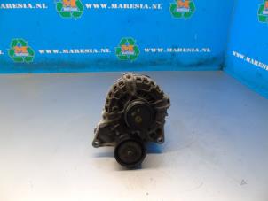 Gebruikte Alternator Mercedes C (W204) 1.6 C-180 16V BlueEfficiency Prijs € 105,00 Margeregeling aangeboden door Maresia Auto Recycling B.V.