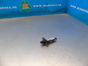 Gebruikte Luchtmassameter Renault Megane IV Estate (RFBK) 1.6 E-Tech 160 Prijs € 63,00 Margeregeling aangeboden door Maresia Auto Recycling B.V.