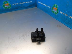 Gebruikte Bobine Ford Fiesta 5 (JD/JH) 1.3 Prijs € 26,25 Margeregeling aangeboden door Maresia Auto Recycling B.V.