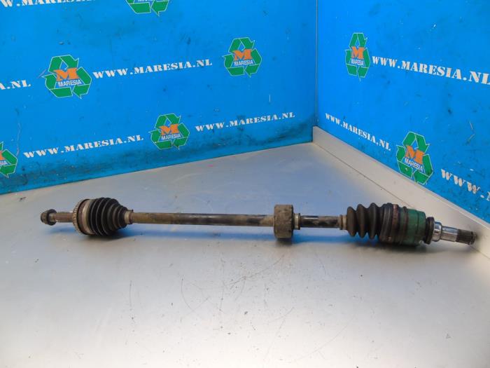Front drive shaft, right Toyota Yaris