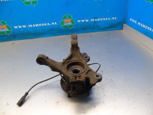 Gebruikte Fusee links-voor Ford B-Max (JK8) 1.4 16V Prijs € 68,25 Margeregeling aangeboden door Maresia Auto Recycling B.V.