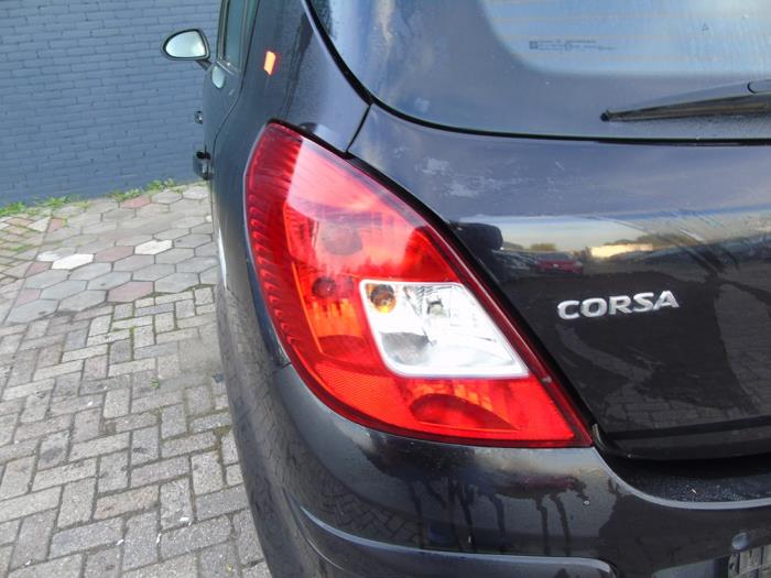 Achterlicht links Opel Corsa