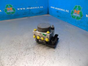 Gebruikte ABS Pomp Nissan Note (E11) 1.6 16V Prijs € 157,50 Margeregeling aangeboden door Maresia Auto Recycling B.V.