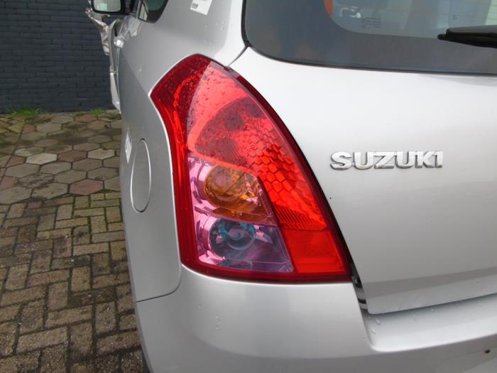 Taillight, left Suzuki Swift