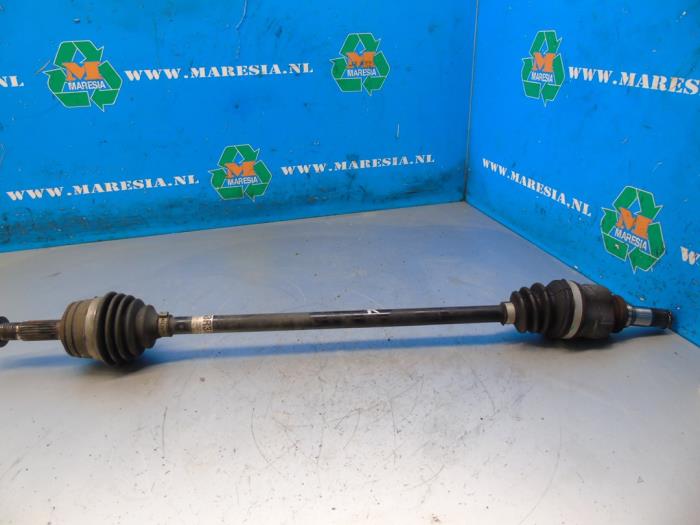 Front drive shaft, right Peugeot 108