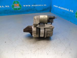 Gebruikte Startmotor Peugeot 108 1.0 12V Prijs € 39,38 Margeregeling aangeboden door Maresia Auto Recycling B.V.
